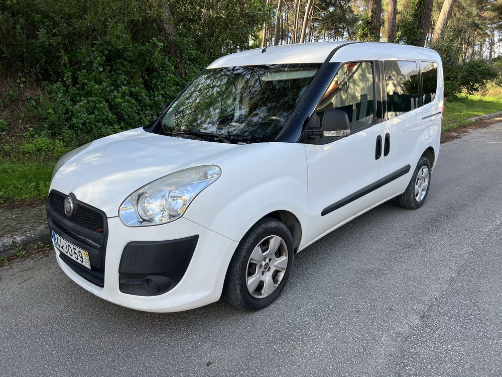 Fiat doblo 1.3  5 lugares