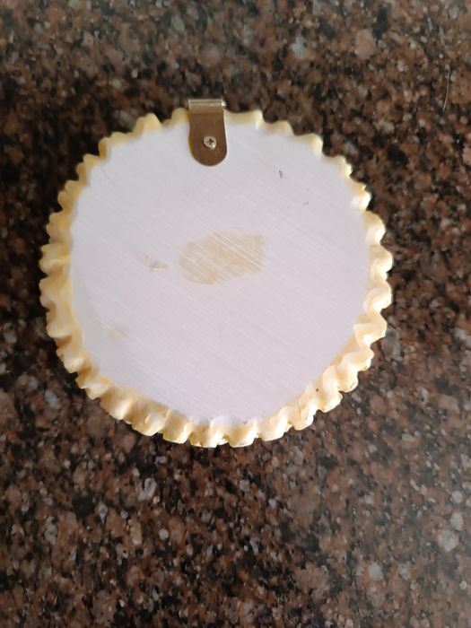 В коллекцю-"Тріо собак весті".Настінна тарілочка "Ведмідь".