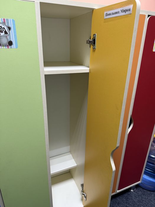 Шафи для роздягальні