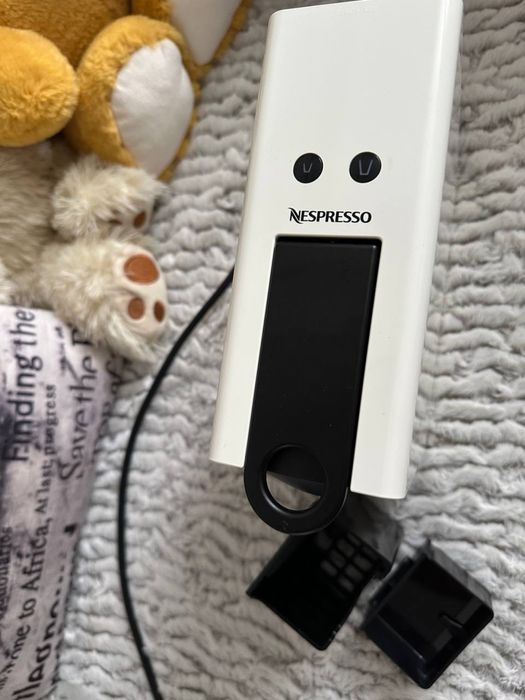 Капсульна кавоварка Krups Nespresso XN110