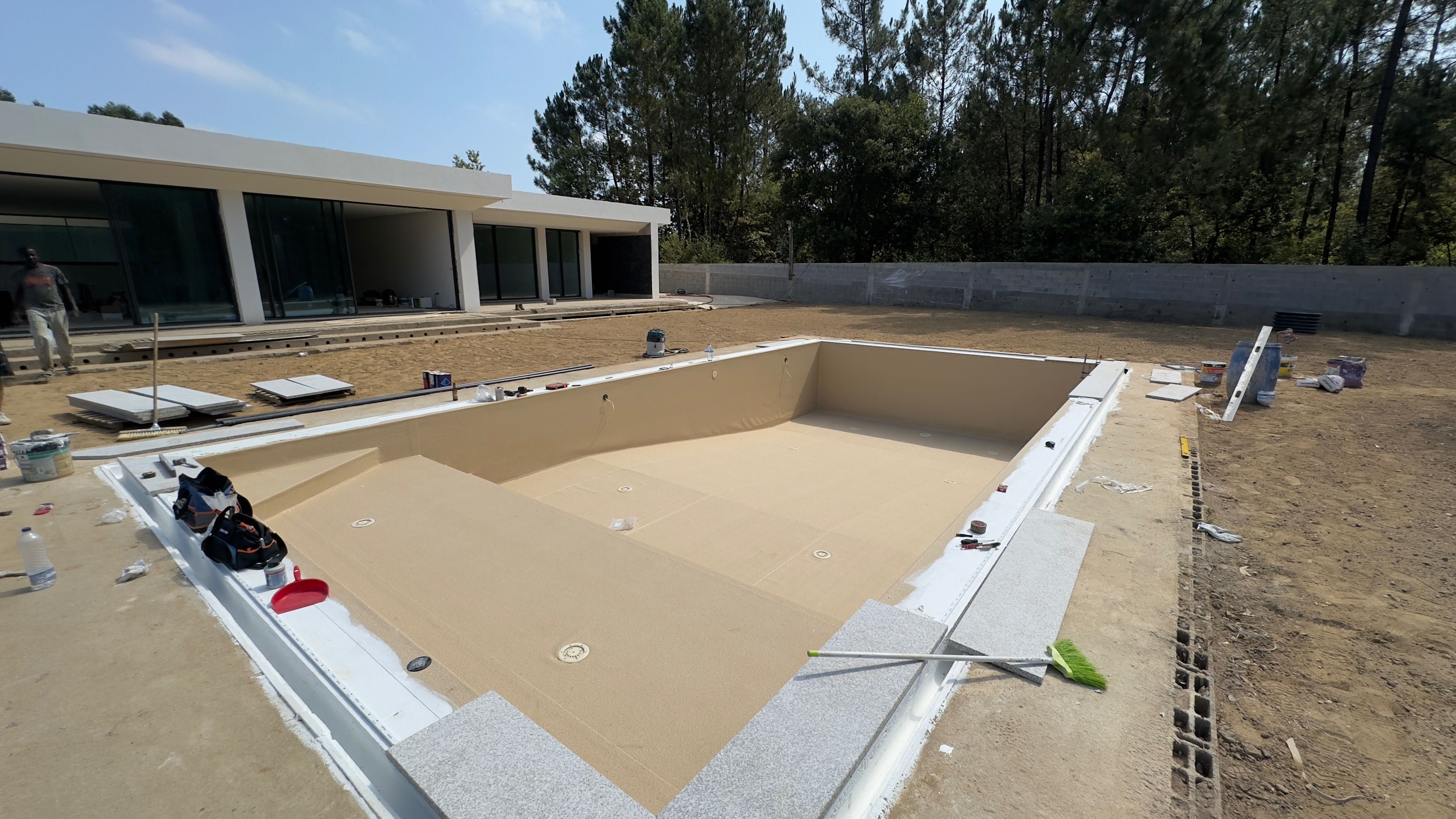 Instalação de tela armada piscinas