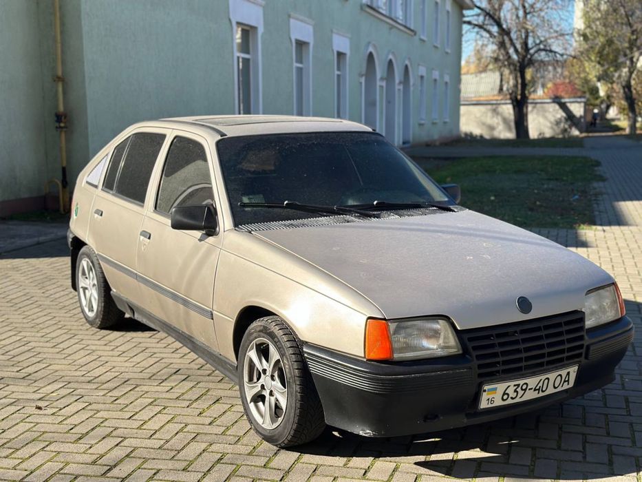 Opel Kadett на автоматі в гарному стані