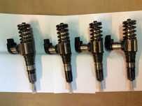 Форсунка Volkswagen 2.0 03G130073S 03G130073T Фольксваген 2.0 тди