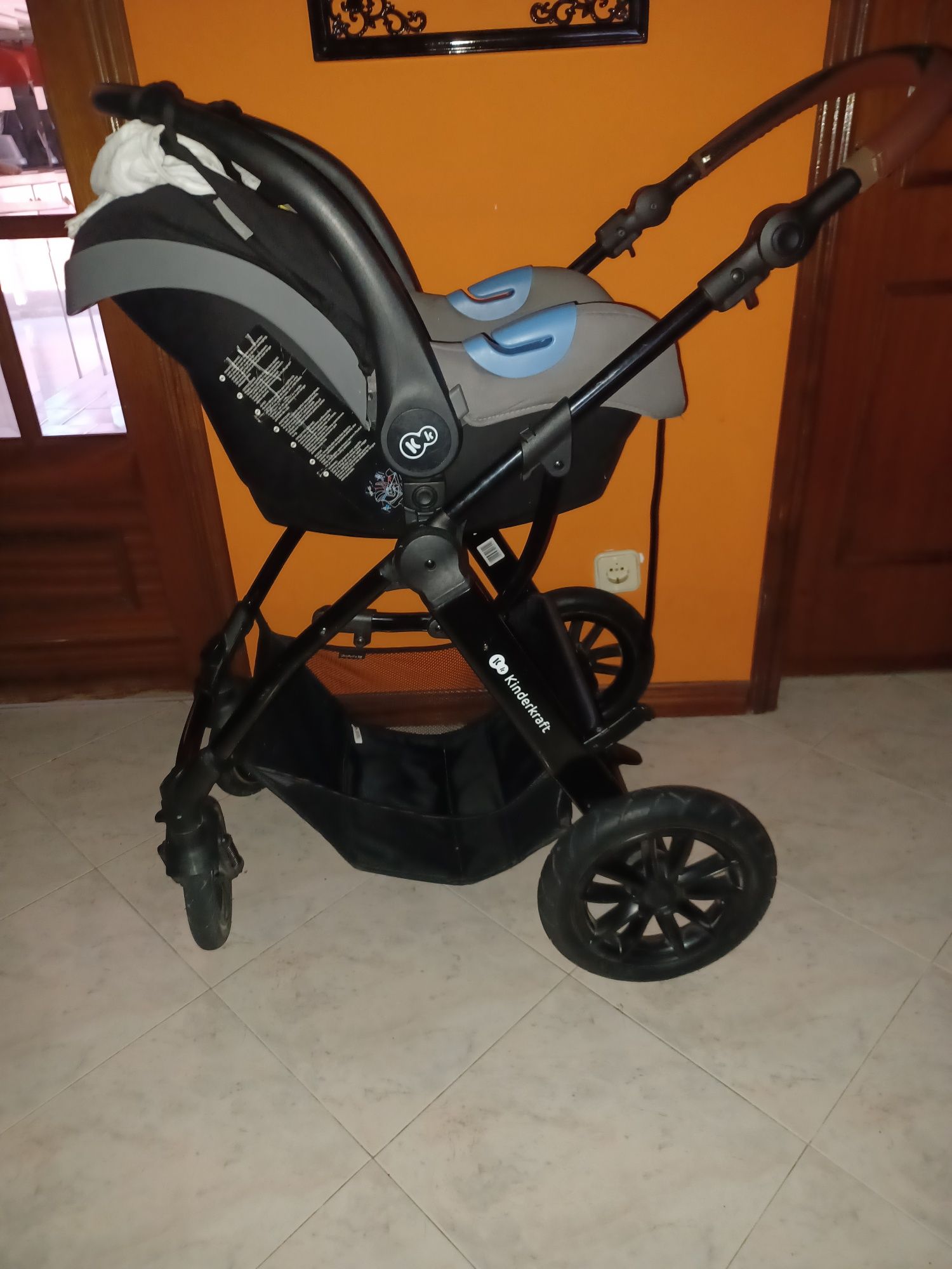 Carrinho de bebé