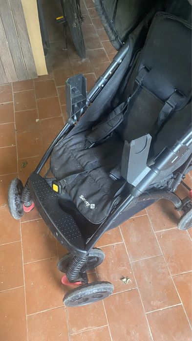 Carrinho de bebe com cadeira auto