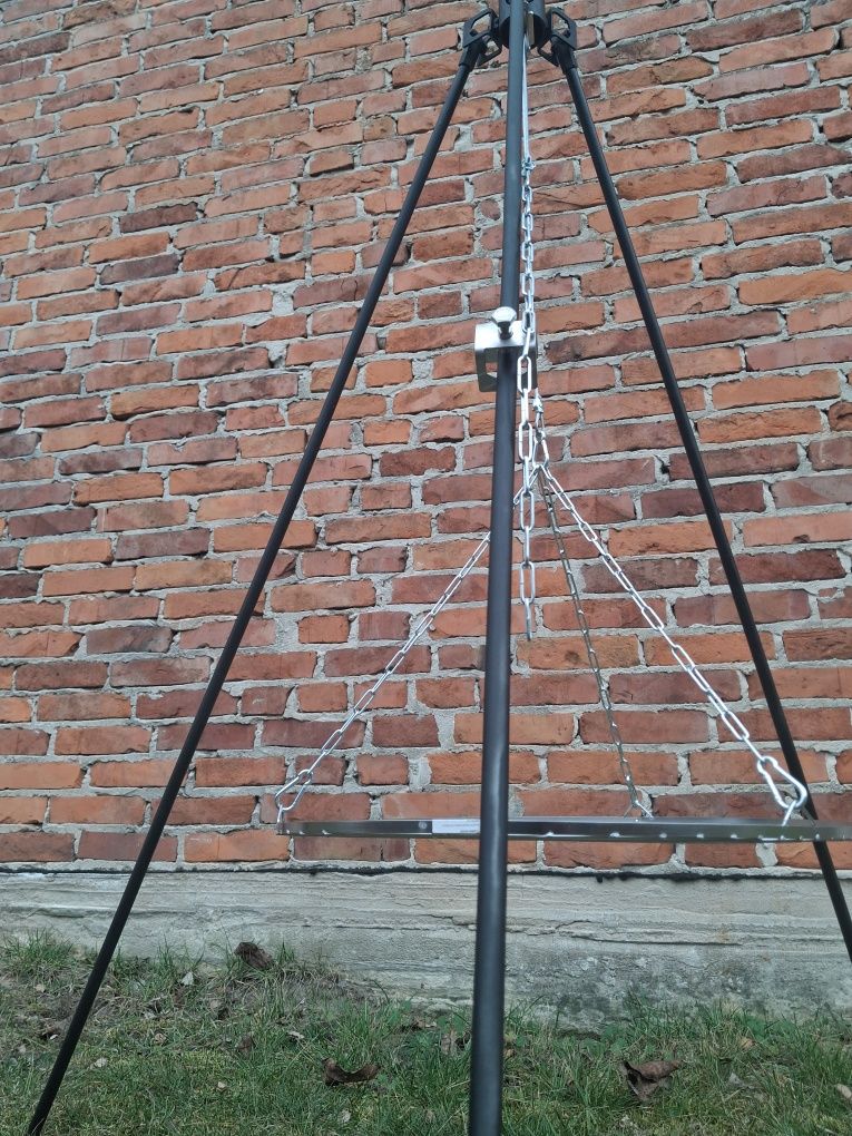 Grill Trójnóg nowy składany 150cm wysokość ruszt 60cm nierdzewnym