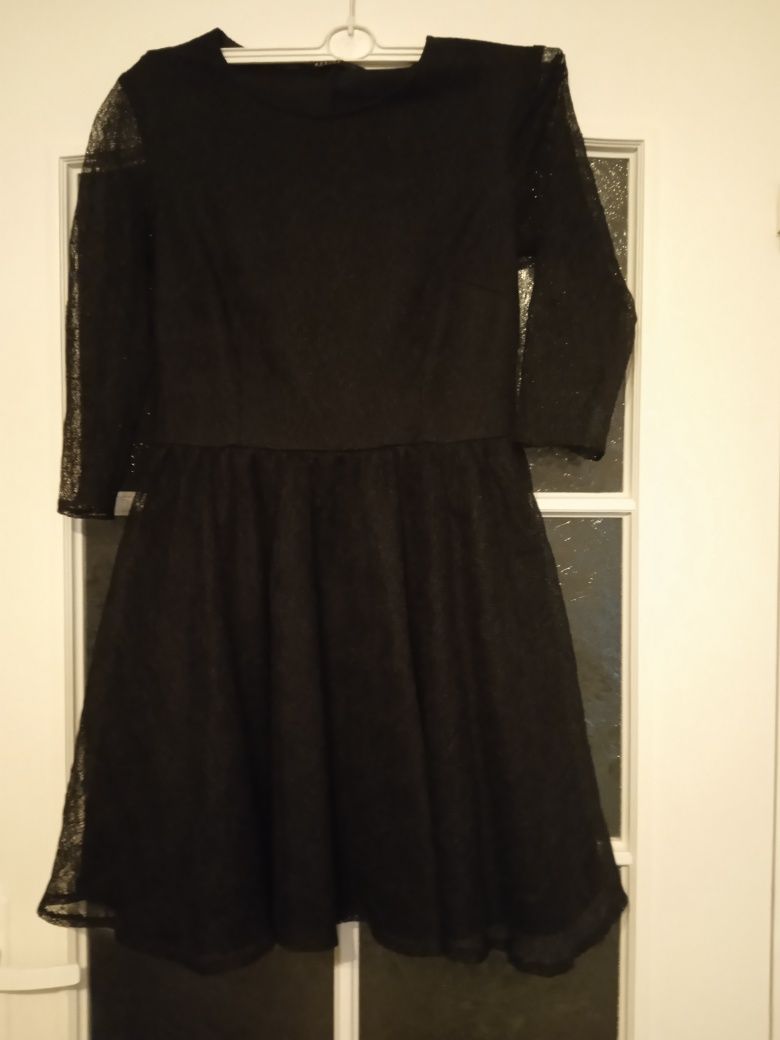 Sukienka czarna koronkowa rozmiar M