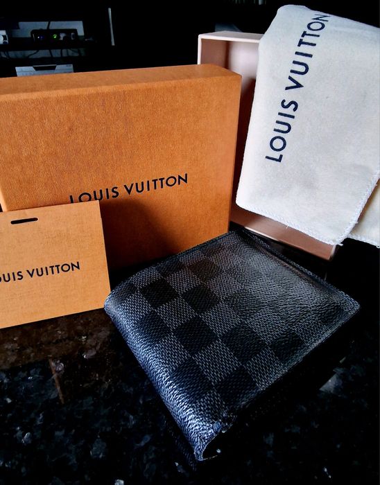 Carteira Louis Vuiton modelo Marco