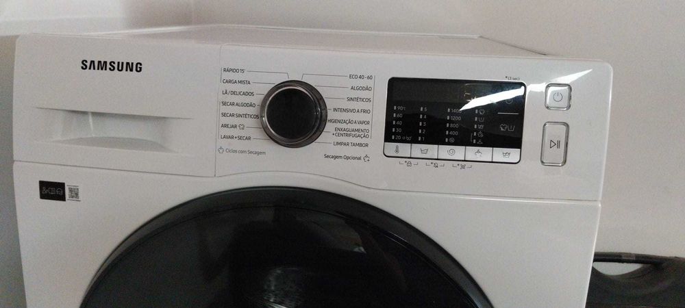 Máquina de Lavar e Secar Roupa Samsung