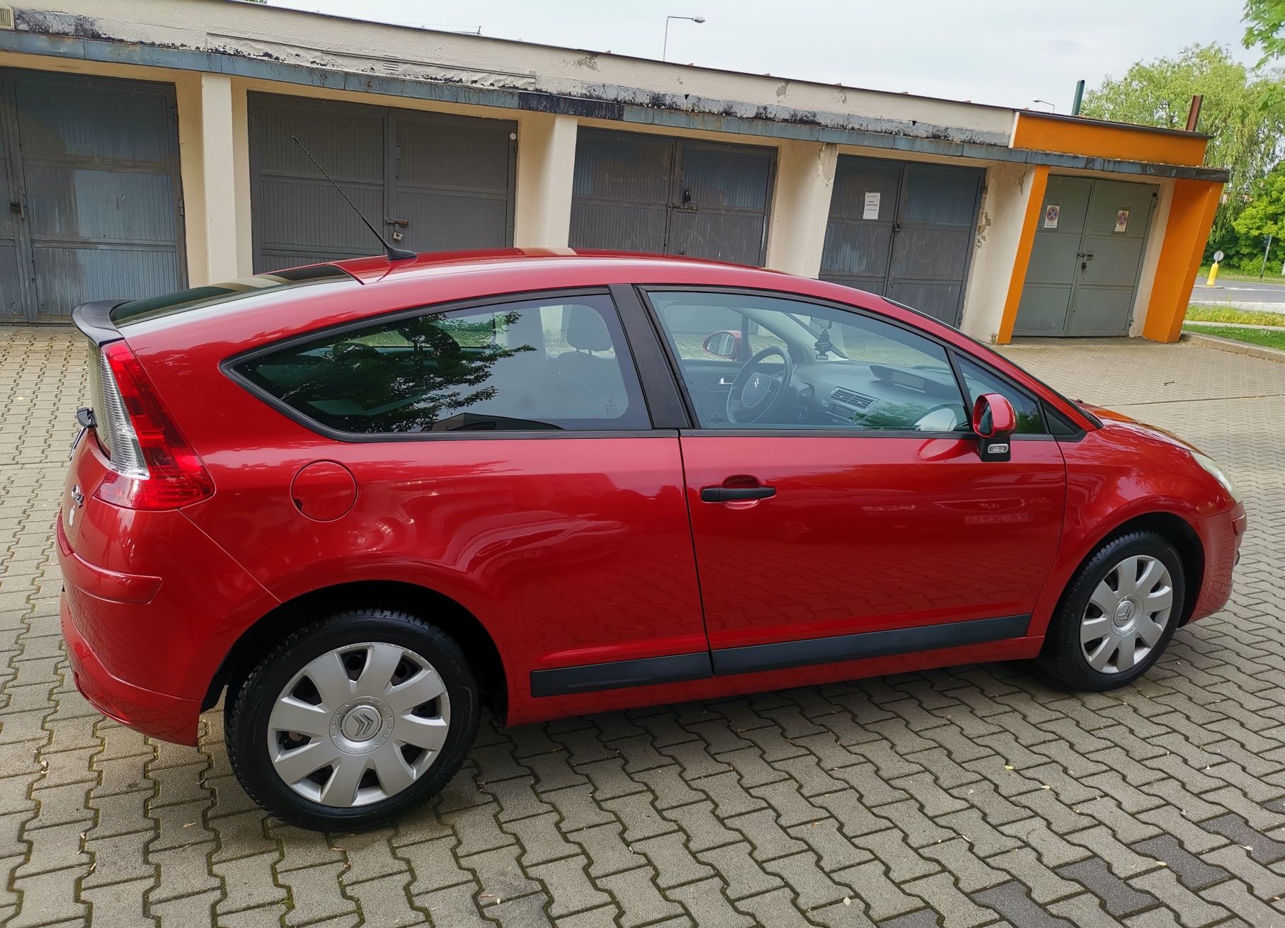 Citroen c4 silnik 1.6 benzyna 2009 rok. Garażowany piękny stan.