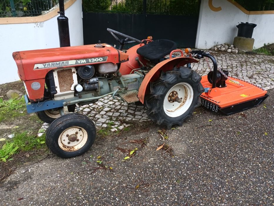 Corta mato novo de metro com mini Yanmar 1300 simples velho