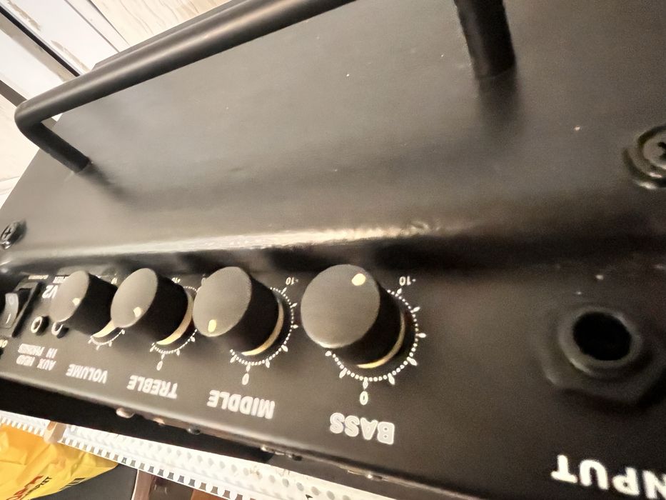 Бас-комбік Ibanez IBZ10BV2