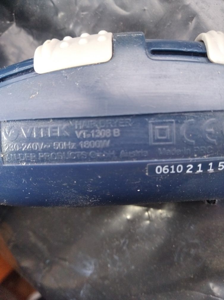 Продам прфессиональный фен VITEK  VT-1308  1800 WT