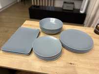 Zestaw talerzy IKEA szare