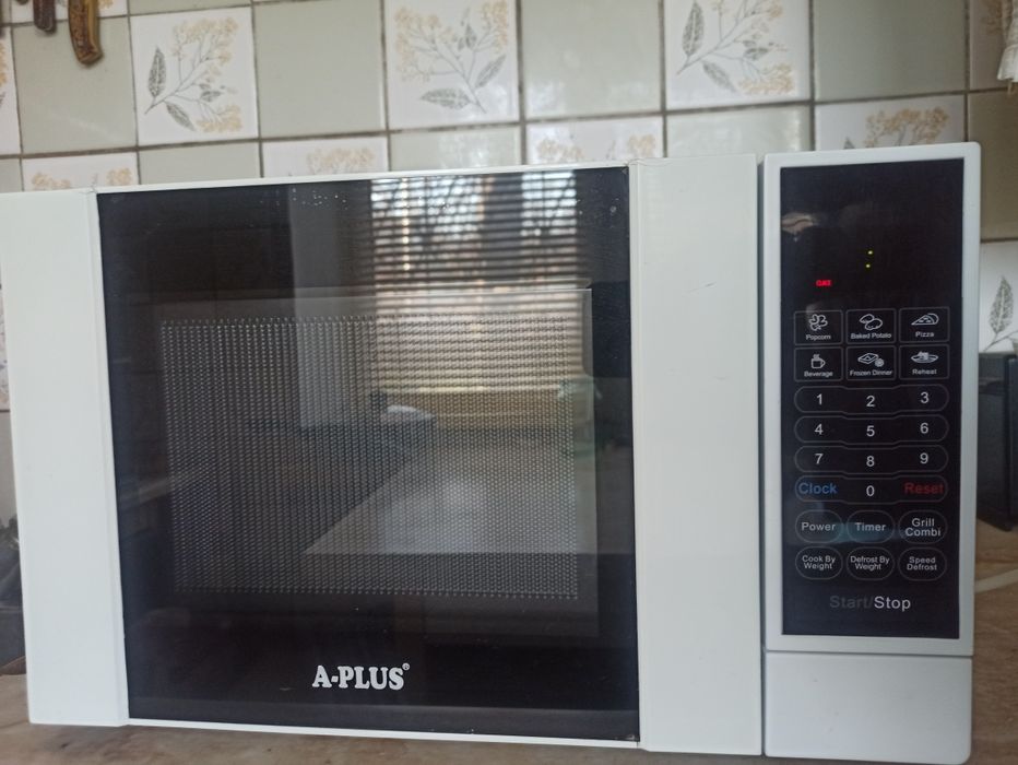 Продам мікрохвильовку A- plus