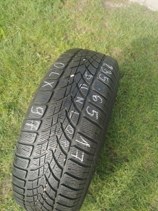 Opona 235/65R17 108H Dunlop SP Winter Sport 4D OLX97