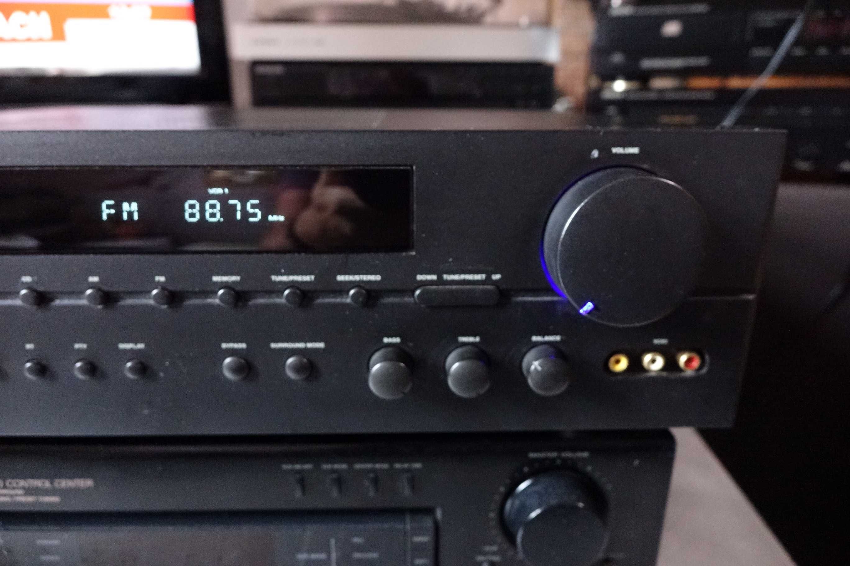 Amplituner JBL JSR 635i z pilotem