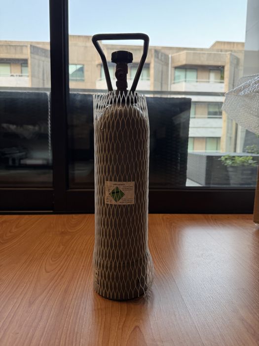 Vendo garrafa CO2 2kg da JBL