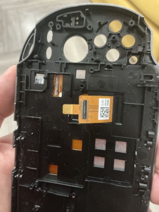 Дисплей PS VITA в невідомому стані