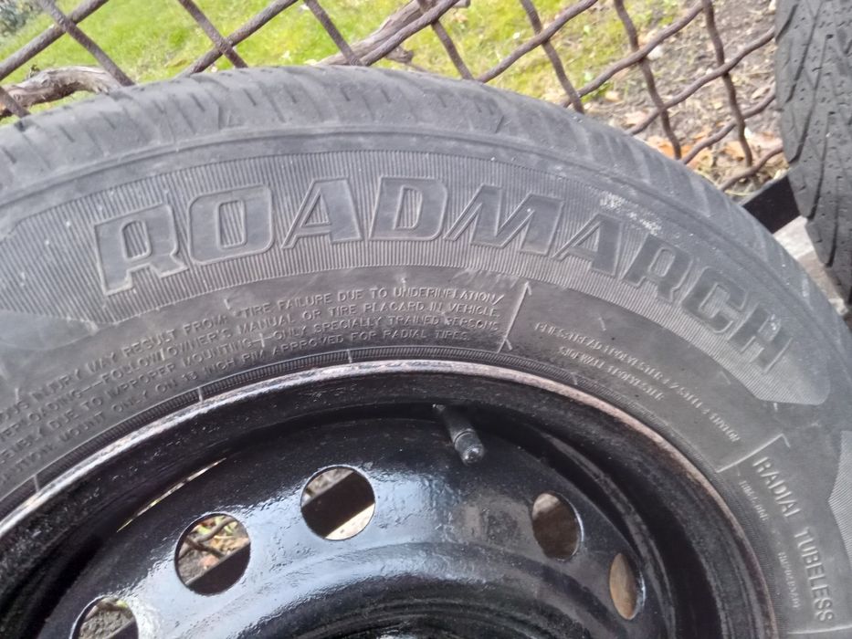 Продам резину з дисками R13 175/70 на Lanos sens