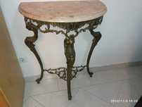 Mesa vintage em ferro e mármore