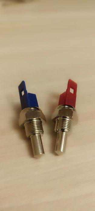 Датчик NTC (температуры) газового котла.