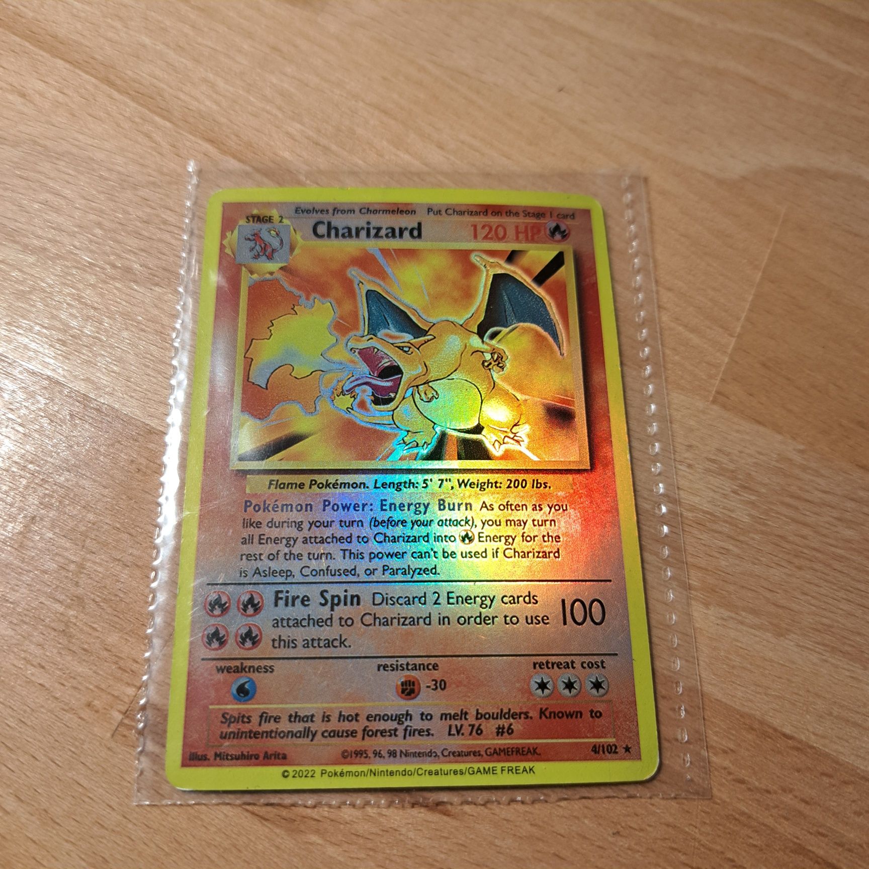 Karta pokemon go Charizard holo