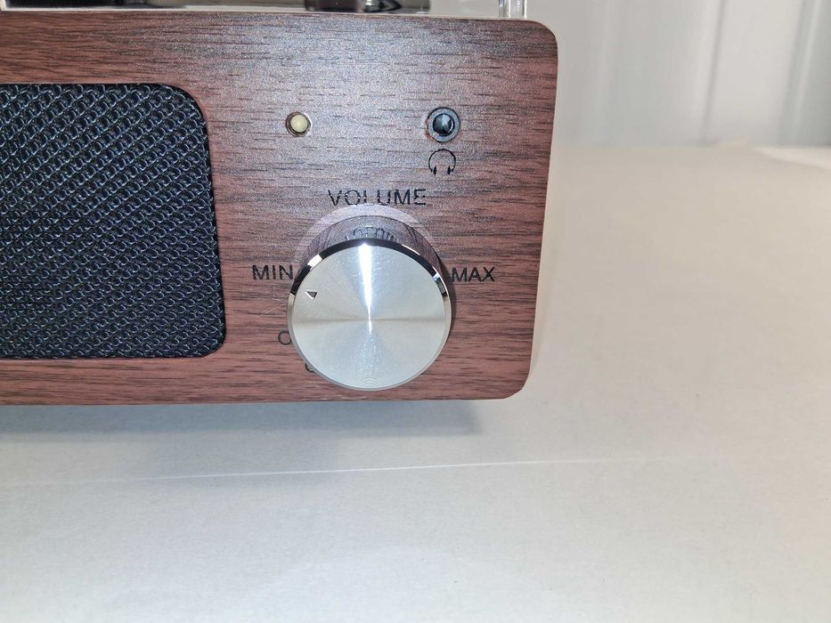 C230 Retro Odtwarzacz A6 Audio Turntable z Głośnikami i USB