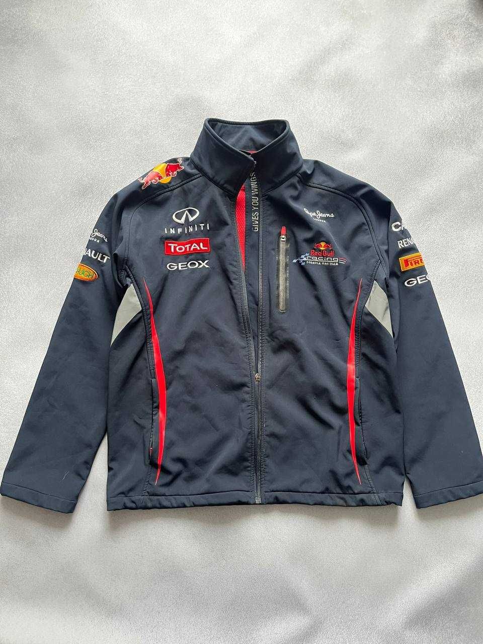 Кофтка куртка сфотшелл Red Bull Total infiniti Renault Geox Pirelli