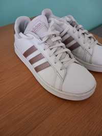 Ténis Adidas Menina N. 35,5