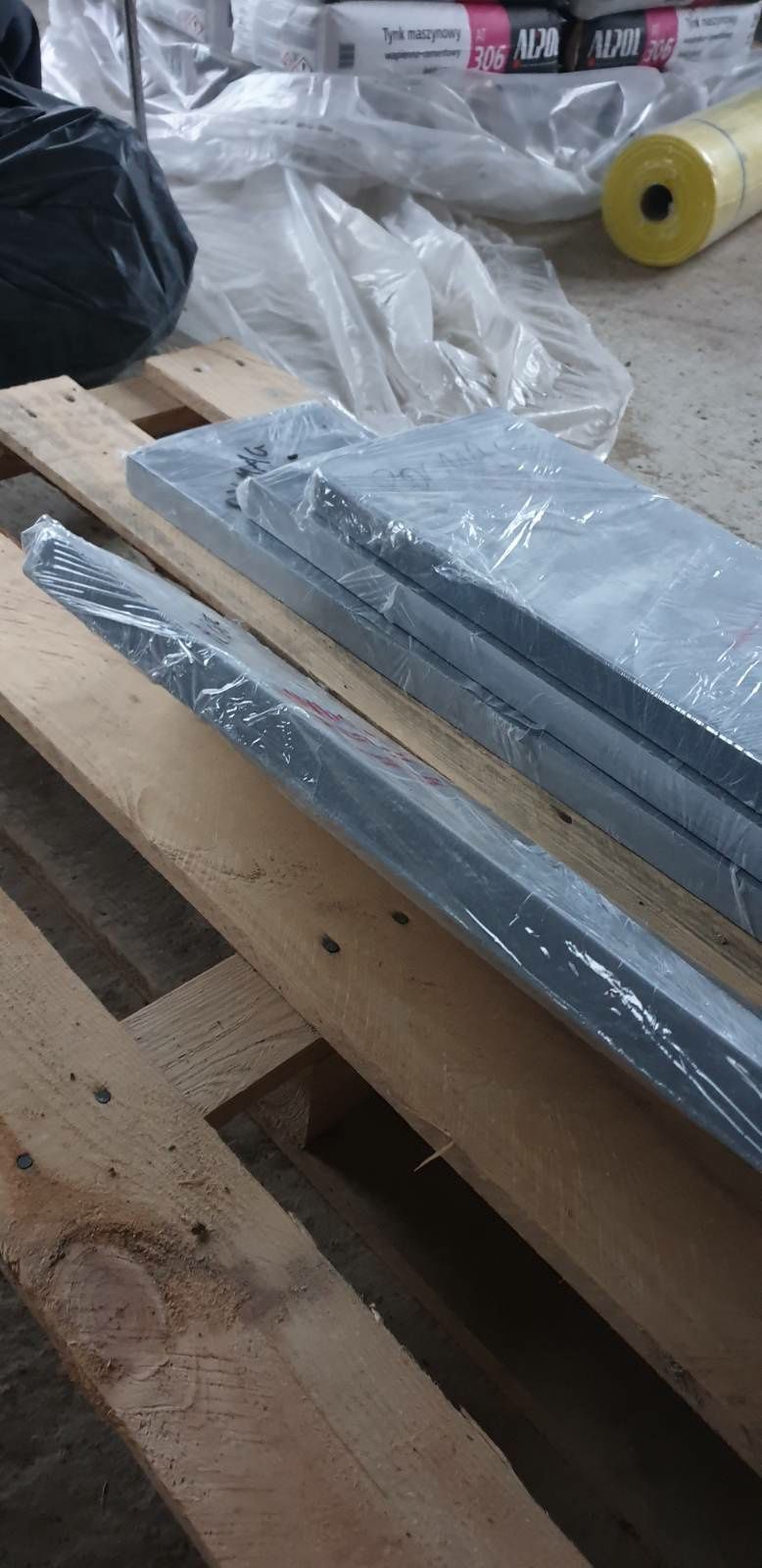 Nowe parapety zewnętrzne