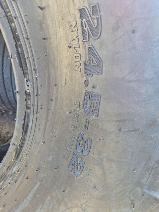 Opona 24.5-32  650/75-32