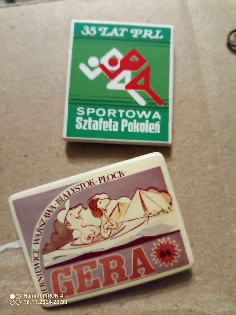 Wpinki pamiątkowe PRL