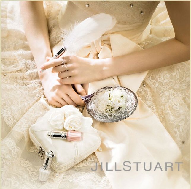 Розкішне ручне дзеркало Jill Stuart з лімітованої колекції Sweet Bride