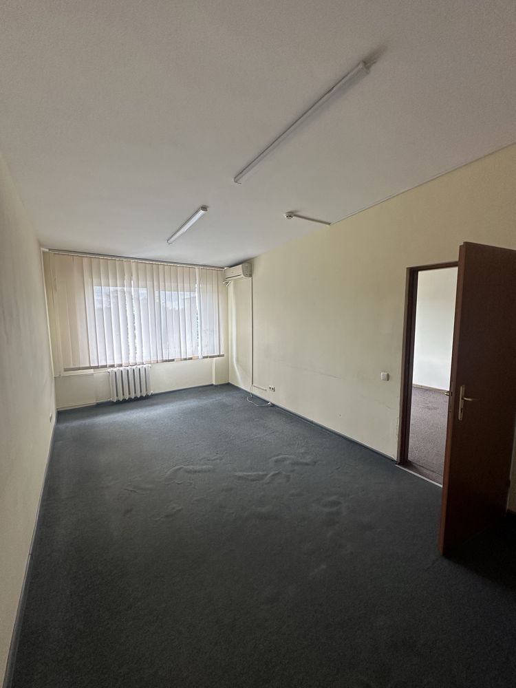 ЦЕНТР. 34м2. Здам ОФІС з Кондиціонерами біля Парку