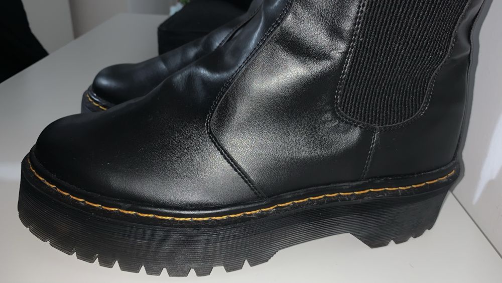 Bota/coturno couro vegano tam42BR/44PT