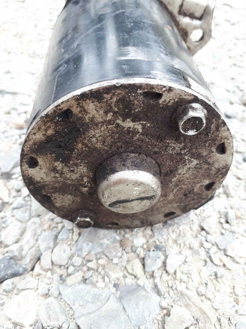 Rozrusznik do traktorka kosiarki Briggs Stratton  14 zębów