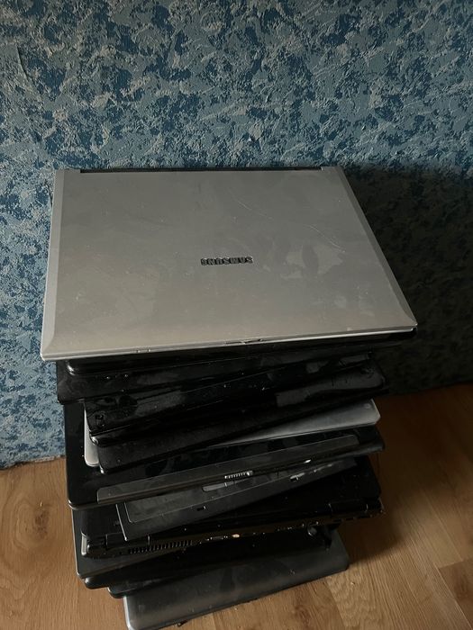 Ноутбуки на запчастини обмін на…