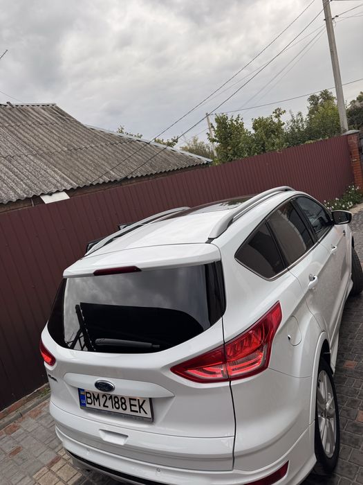 Продам авто Ford Kuga2016
