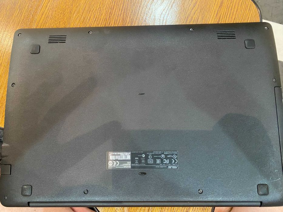 Продам ноутбук ASUS X553MA.
