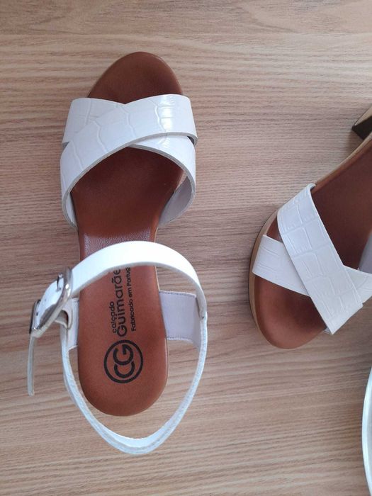 Sandálias/Sapatos Calçado Guimarães, tamanho 37, usados 1 vez