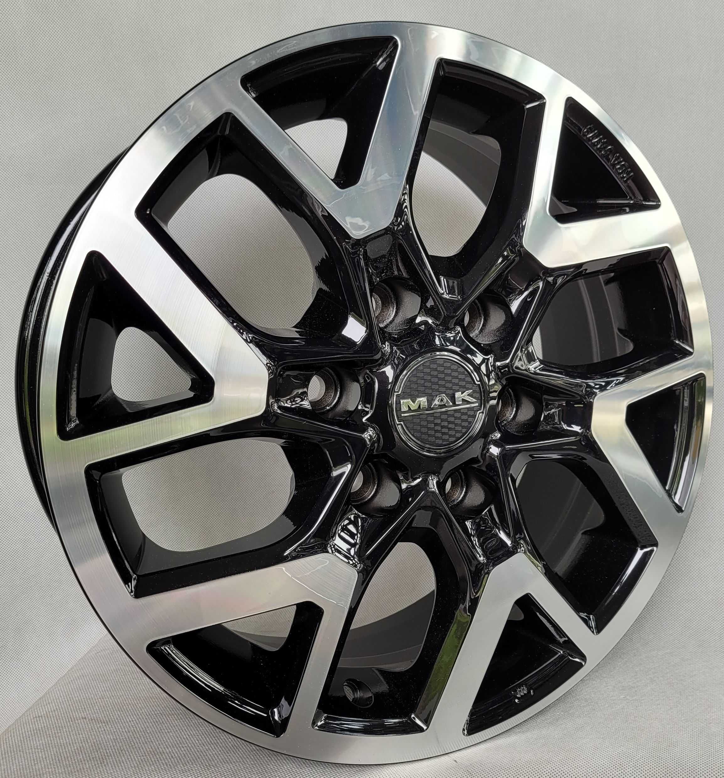 Felgi MAK 16 6x120 Ford Tourneo Custom Ford Transit Custom V710 NRN