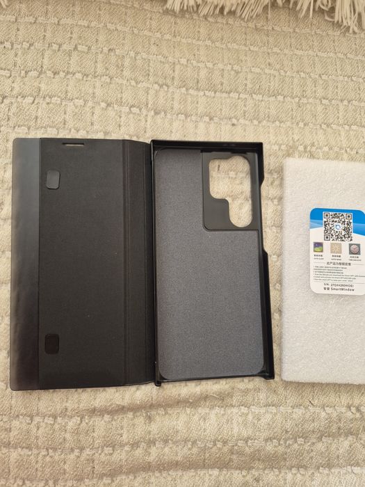 Пролам чехол-книжку на samsung s24 ultra.