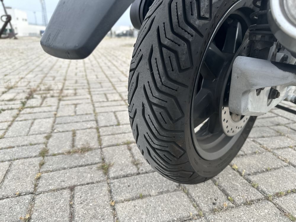 Yamaha X-max 125