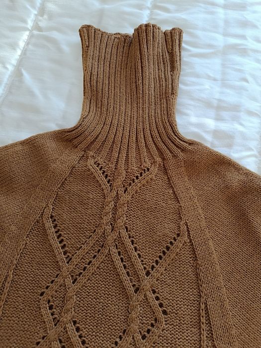 Camisola tipo poncho Stradivarius S