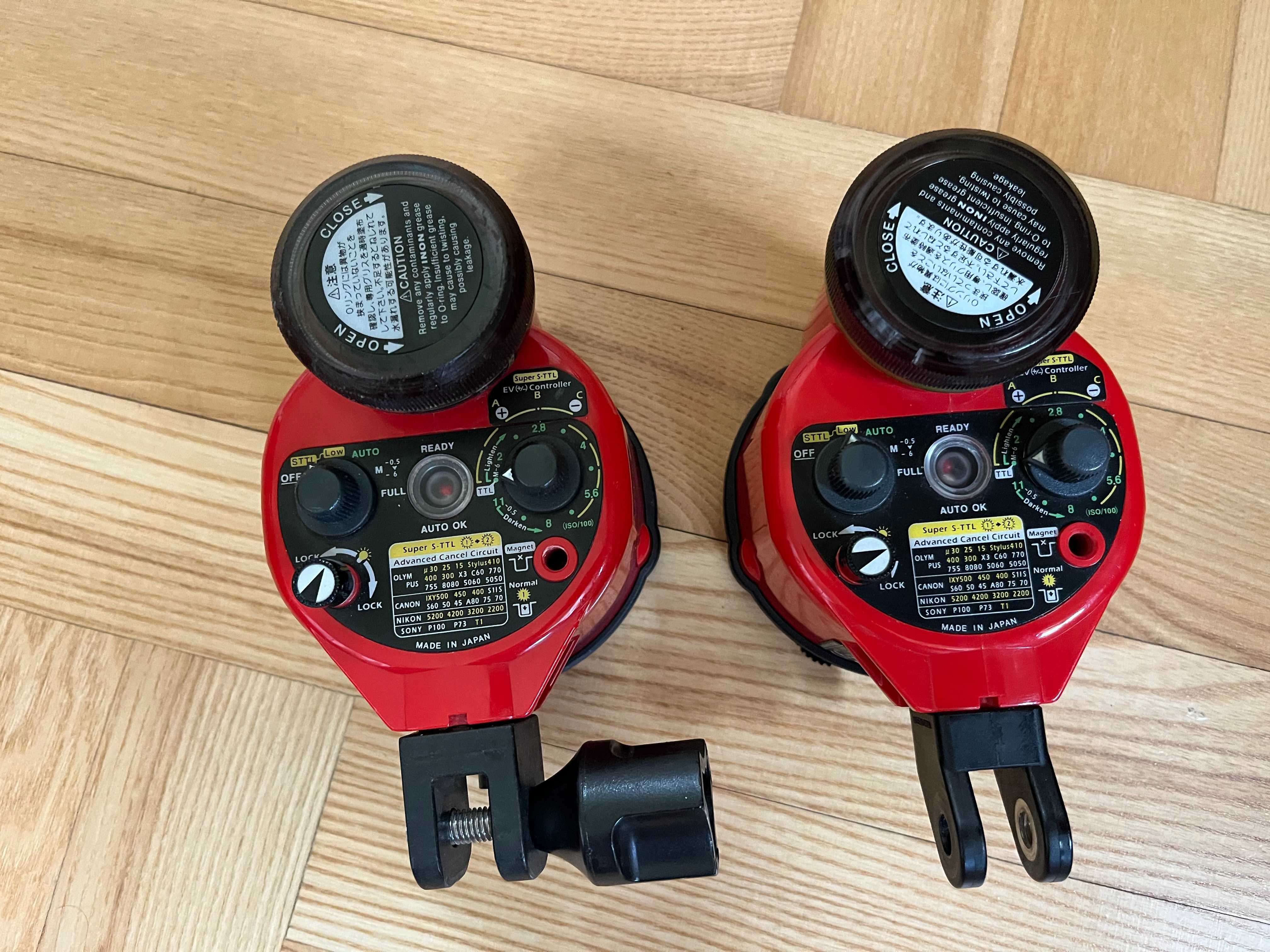 INON D2000 lampy błyskowe podwodne 2 sztuki