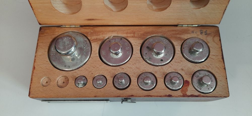 Odważniki laboratoryjne