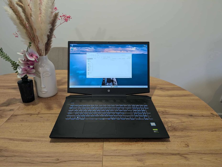 HP Pavilion Gaming 17'' - GTX 1650 / i5-9300H / 16GB RAM WIN11