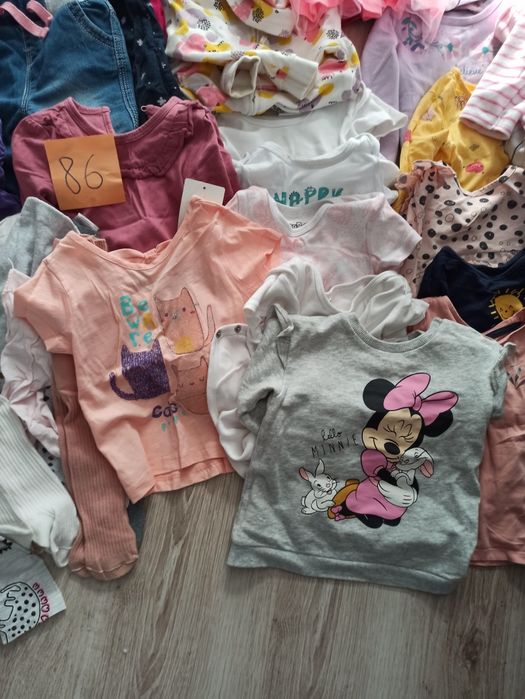 Paka ubrań 86 bdb stan