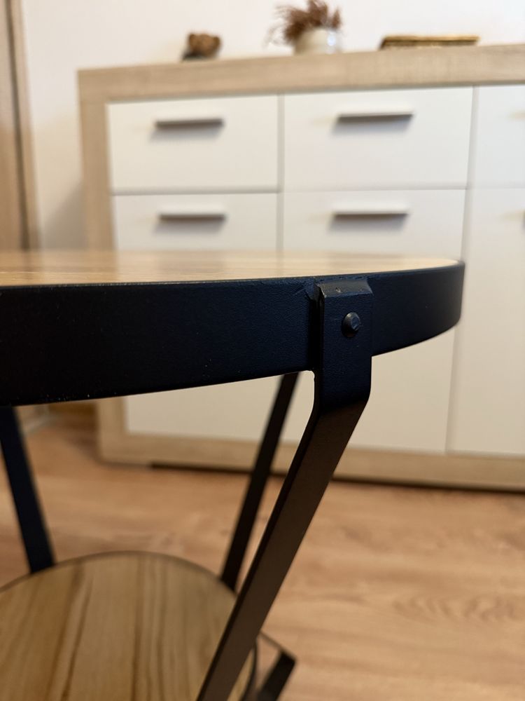Stolik kawowy w stylu loft